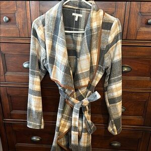 Plaid Women's coat - Gray and Tan